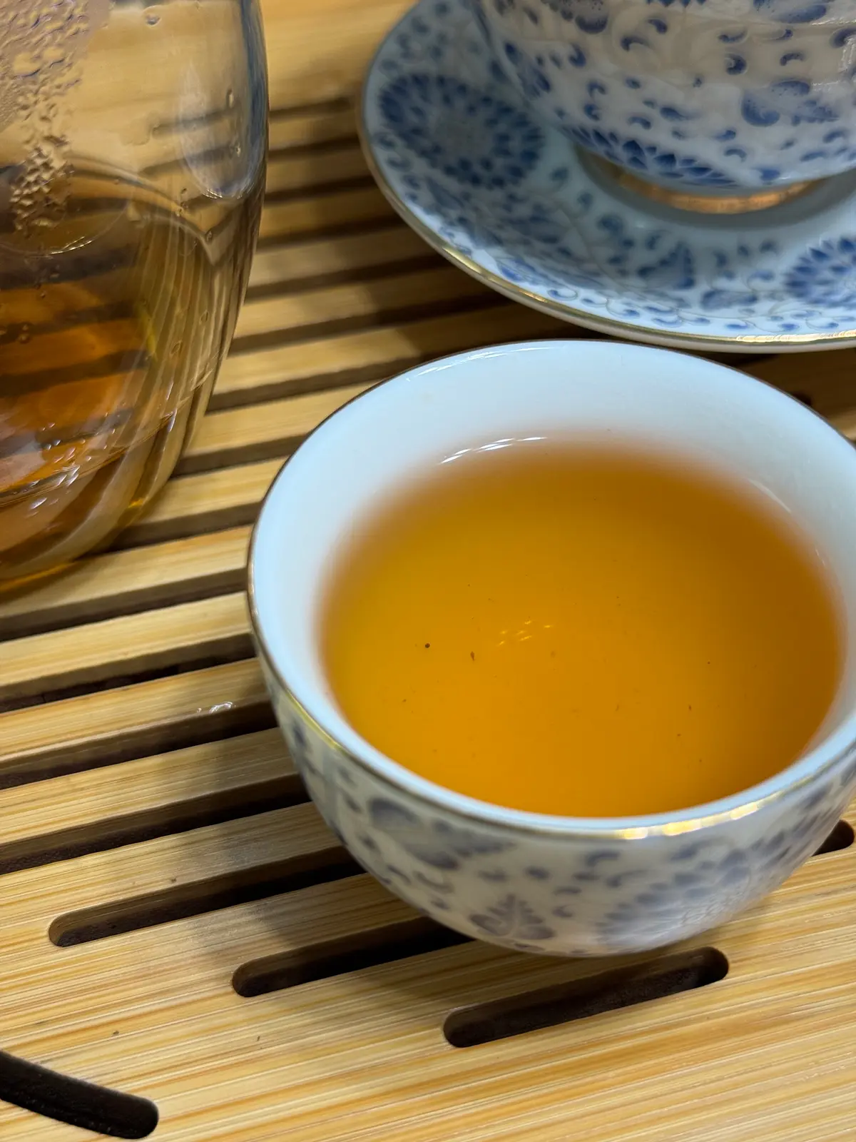 2003 Yi Wu Chun Zheng Pin — early steep amber liquor